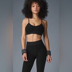 ALO Yoga Alosoft Black Headstart Bra